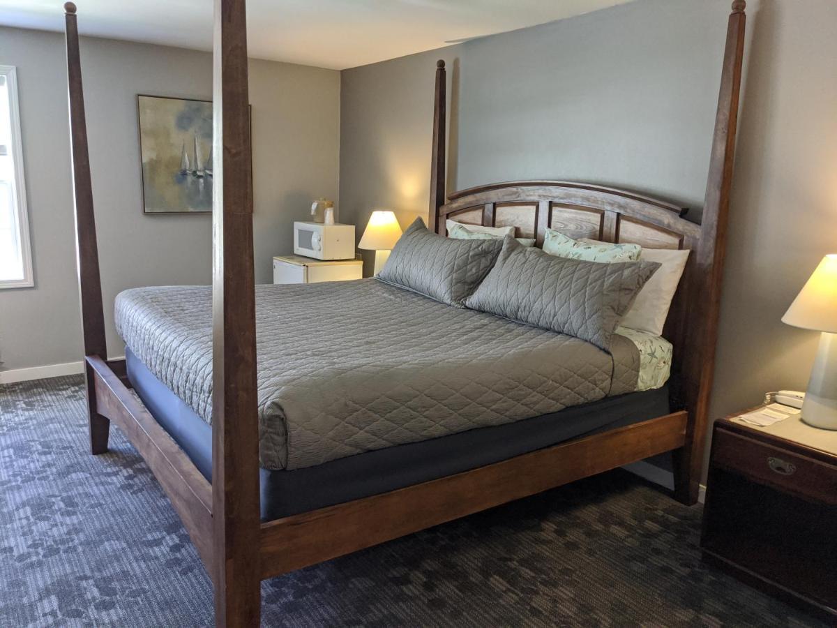 Motel Harbor 2*